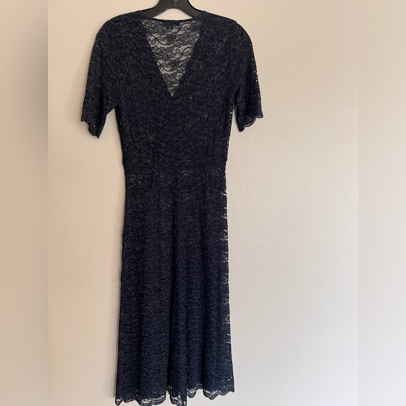Lace midi short sleeve dress with slip - Picture 3 of 11